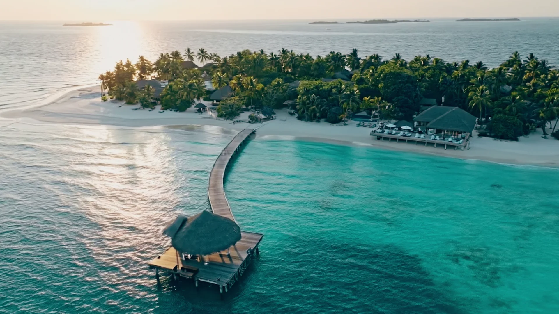 Eri Maldives — Rooms & Interiors